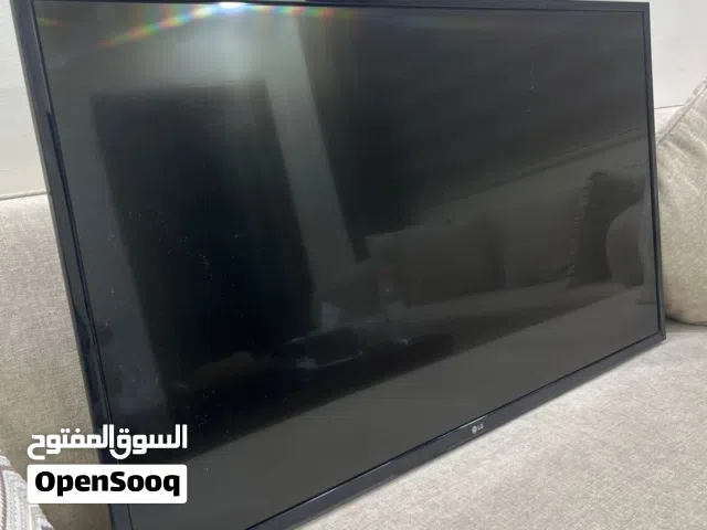 .....شاشات للبيع بسعر مغري