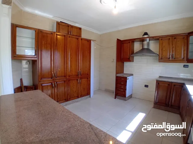 160 m2 4 Bedrooms Apartments for Rent in Amman Khalda