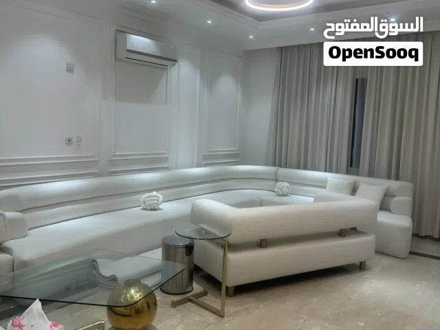 سوفا بيضه white sofa