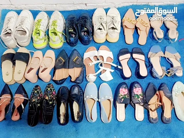 تشكيلة احذيه مستعمله