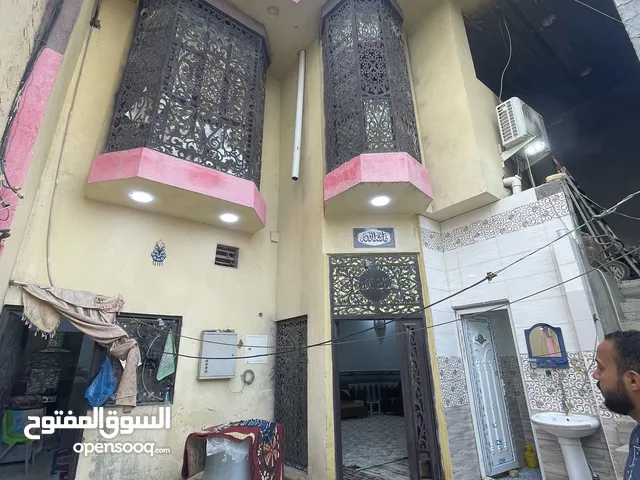 200 m2 5 Bedrooms Townhouse for Sale in Basra Tannumah