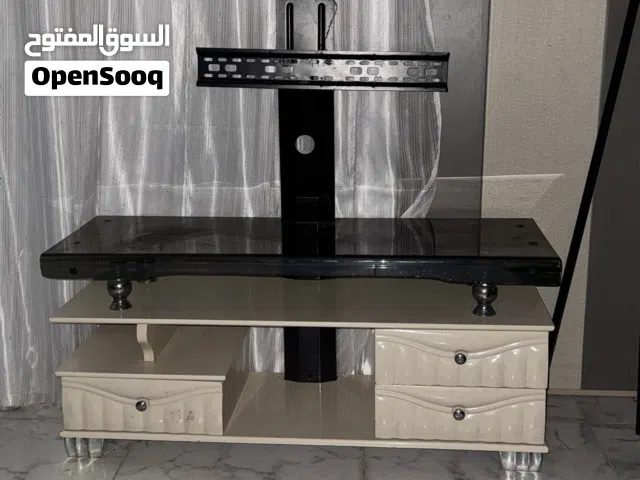ميز تلفزيون