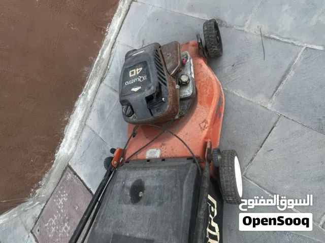 ماكينة جز عشب