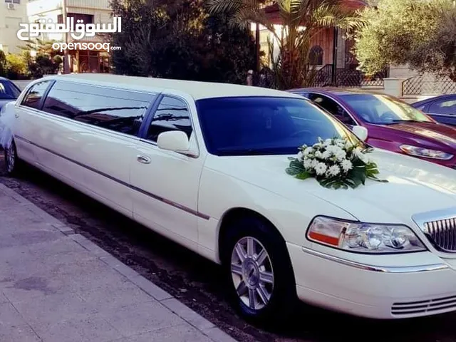 ليموزين طويلة فورد لينكون تاون كار