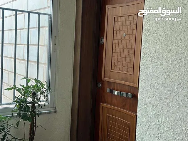 190 m2 3 Bedrooms Apartments for Sale in Amman Medina Street