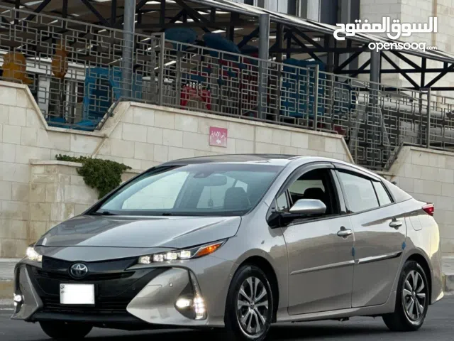Used Toyota Prius in Amman