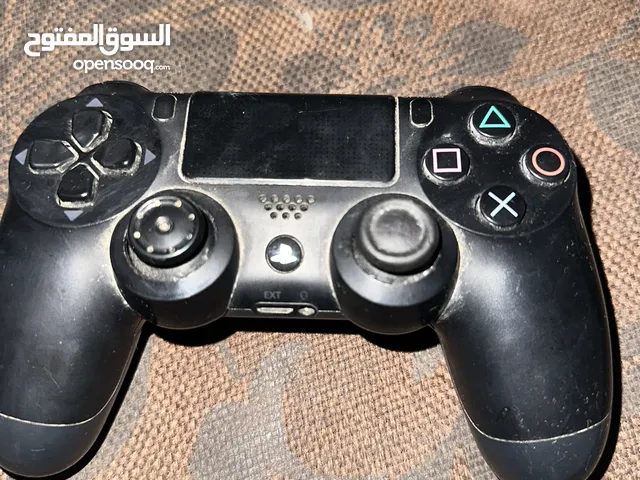 ايد بلاي ستيشن 4 مستعمله استعمال بسيط للبيع