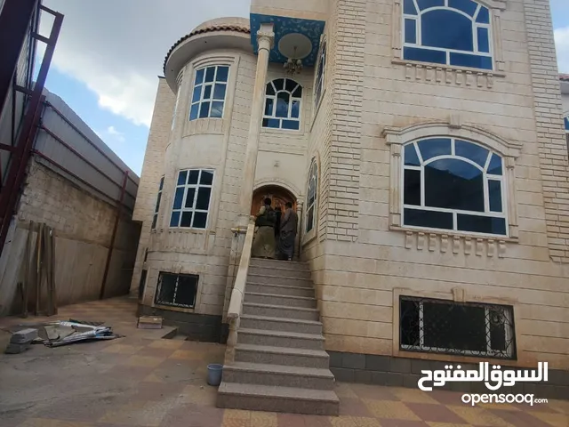 250 m2 5 Bedrooms Villa for Rent in Sana'a Bayt Baws