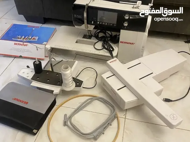 مكينه خياطه وتطريز براندBERNINA