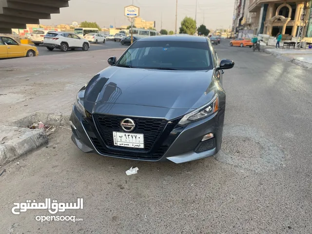 Used Nissan Altima in Basra