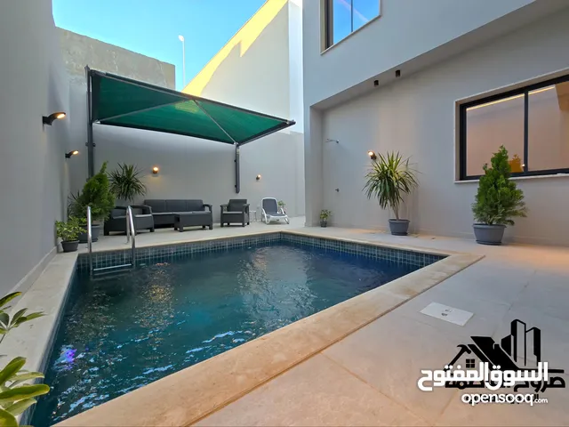 420 m2 4 Bedrooms Villa for Sale in Tripoli Al-Serraj