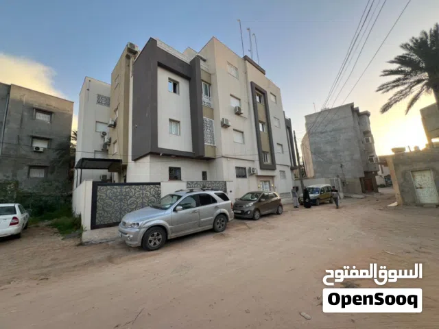 600 m2 More than 6 bedrooms Villa for Sale in Tripoli Souq Al-Juma'a