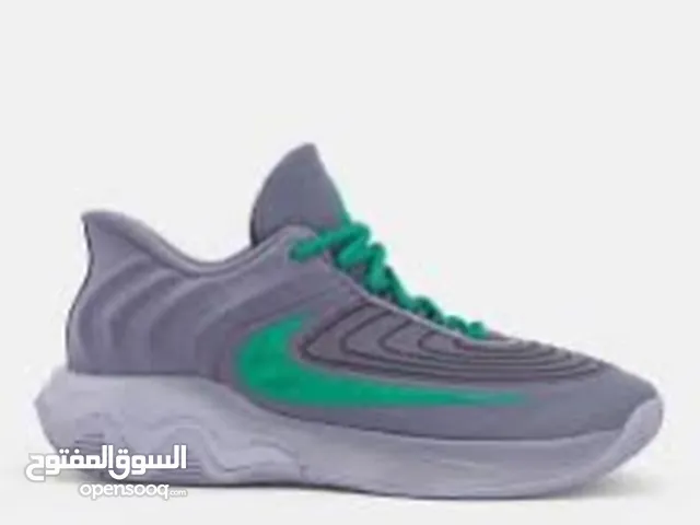 Immortality 4 basketball shoes