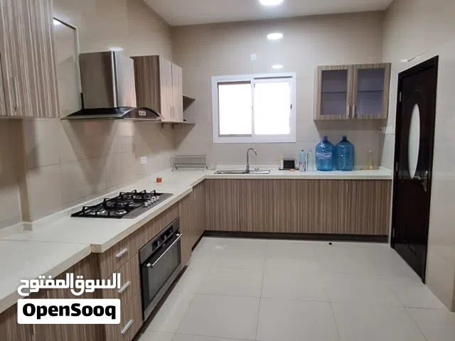 للبيع منزل راقي في المعبيله الشماليه–جانب بيت البركه مجمع سكني حي النخيل