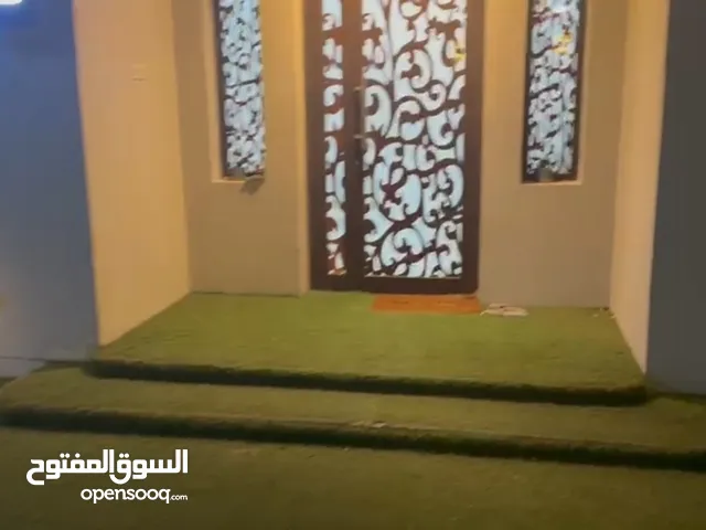 90 m2 2 Bedrooms Townhouse for Rent in Central Governorate A`ali