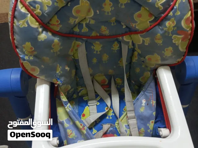 كرسي ثابت ومتحرك +كوت اطفال هزاز ومتحرك بحاله جيده جدا  نوعيات ممتازه