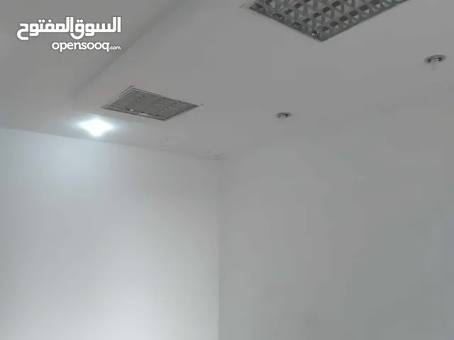 محل للإيجار الشهري
