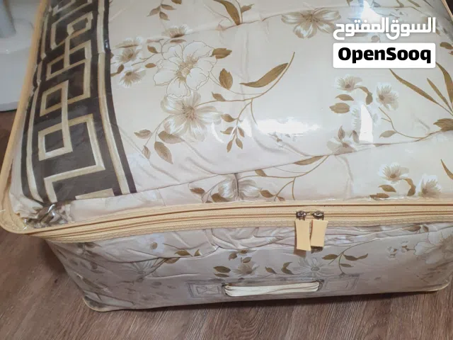 طقم لحاف مجوز مع كل المستلزمات موديل واحد جديد