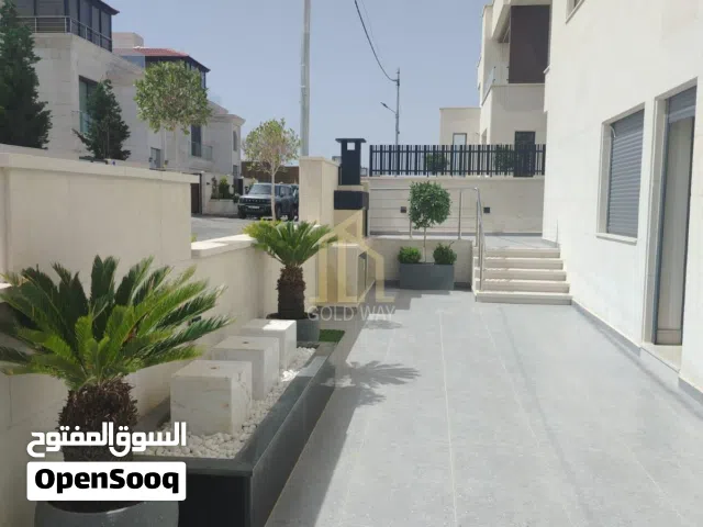 في أرقى مناطق رجم عميش فيلا متلاصقة من ثلاث طوابق بسعر مميز / ref 1340