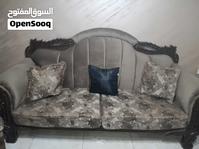 طقم صالون باحسن حال