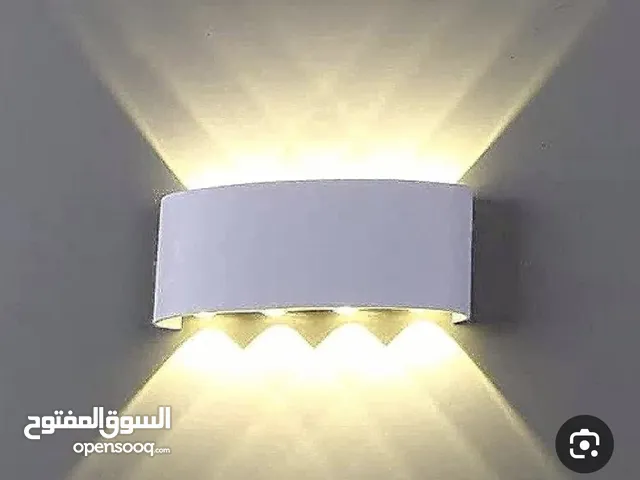 إضاءة خارجية مثالية لتزيين بعدة ألوان متوفر لدي 3 الكل ب 10 ريال