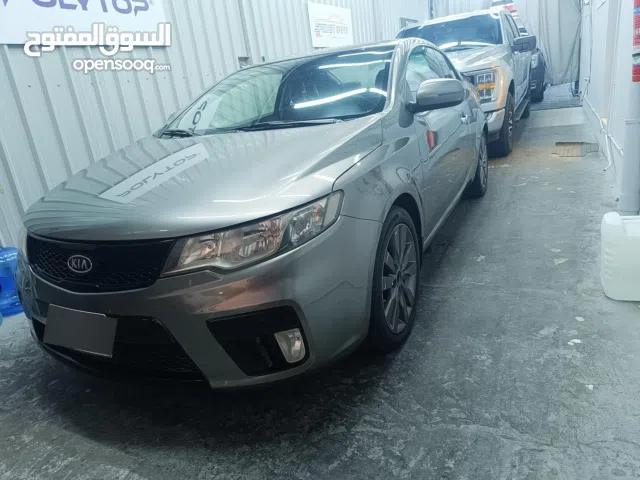 Kia CERATO 2012.   3666 0737