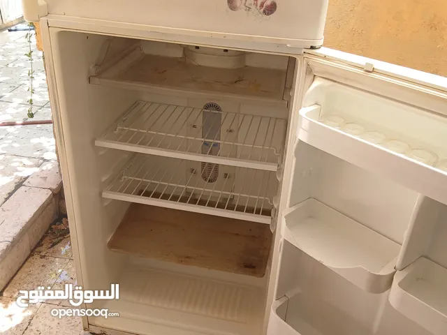 ثلاجة LG  مستعمل  بحالة جيدة  سعر حرق لغاية السفر