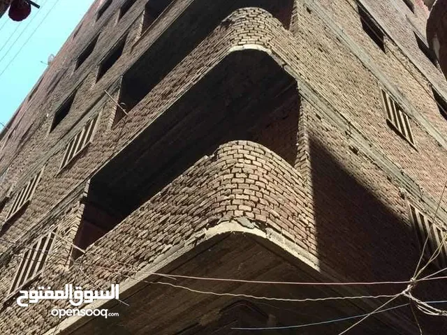 105 m2 3 Bedrooms Townhouse for Sale in Qalubia Khosous