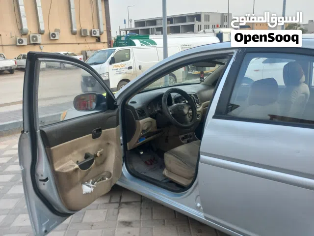 2011 Hyundai Accent Standard
