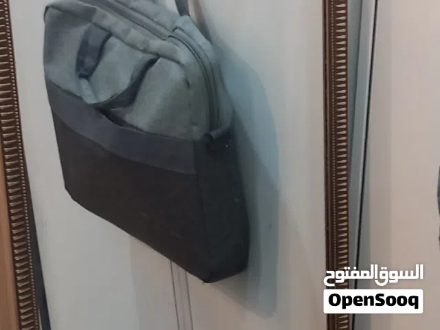 Wall-mounted mirror in excellent condition. Used only once and carefully handled. no cracks. clear