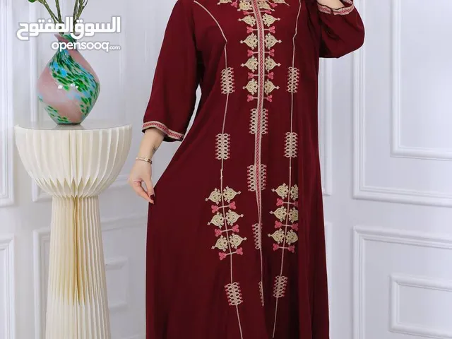 بسعر 15 الف دشداشة كشمير طويلة مطرزة بخامة فاخرة – للنساء الباحثات عن الأناقةِ والراحةَ في آنٍ واحد