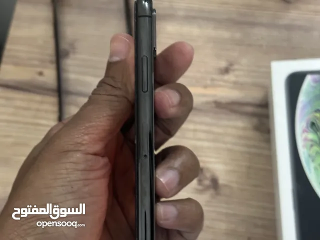 Apple iPhone XS 64 GB in Southern Governorate