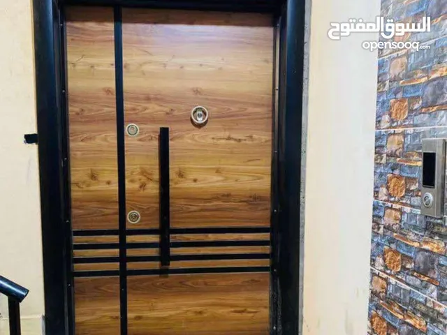 170 m2 3 Bedrooms Apartments for Rent in Tripoli Al-Karuba