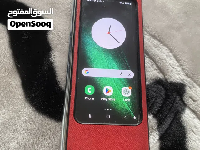 للبيع سامسونج جلاكسي زد فولد 1 مساحه 512 جيجا بايت