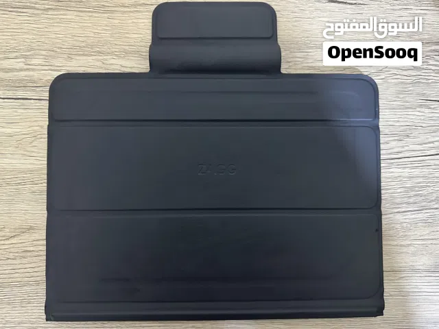 Keyboard and cover for iPad and iPhone from ZAGG - كيبورد وغلاف للآيفون والايباد