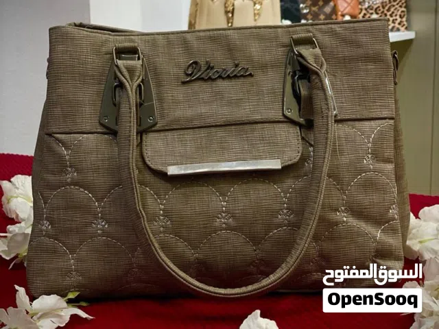 حقائب جميلة وانيقة