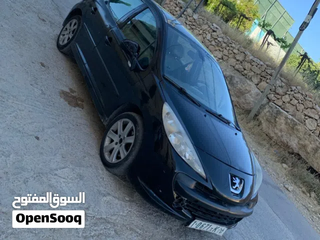 Used Peugeot 207 in Hebron