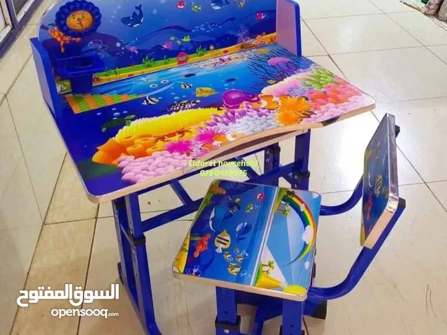 مكاتب أطفال الروضة والابتدائي (من عمر 5 – 9 سنوات) الطاولة المثالية لطفلك للدراسة واللعب براحة وأمان