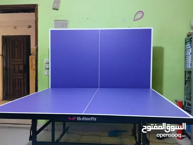 ترابيزات بنج بونج بتر فلاى مستورد جديده معها مشتملات 2مضرب و 12كوره وشبكه هديه