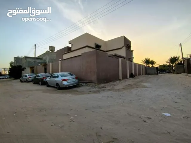 360 m2 More than 6 bedrooms Villa for Sale in Tripoli Al-Sabaa