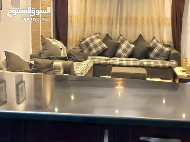 متااح للايجار السنوى .... شقه ف حدائق الاهرام البوابه الرابعه(مينا)