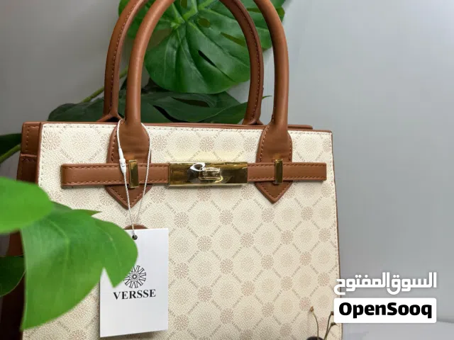 تميّزي... ولا تُشبهِي أحد
