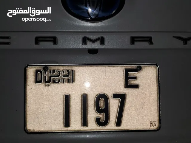 لوحه مركبه دبي رقم مميز