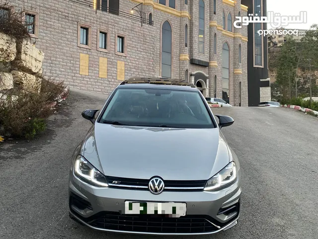 فولكسفاجن جولف - محرك بنزين اتوماتيك Vw golf R.line 1.4Tsi