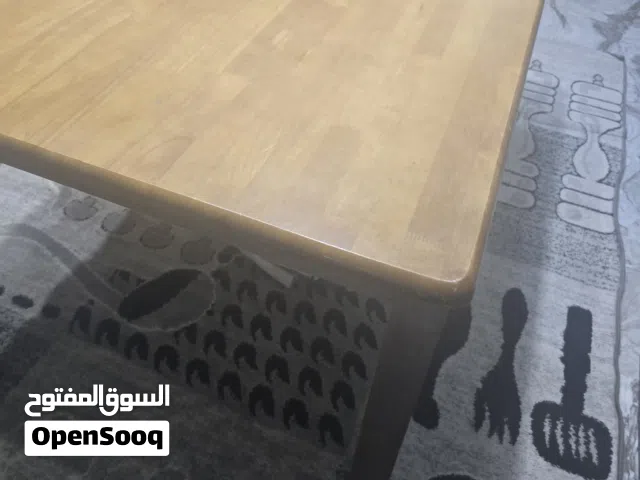 طاولة اكل ايطالية