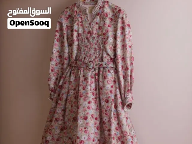 البيع فساتين اطفال متنوعه جديده بالدرزن جمله