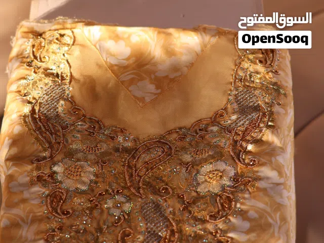 مخوّر أنيق من حرير مانجو