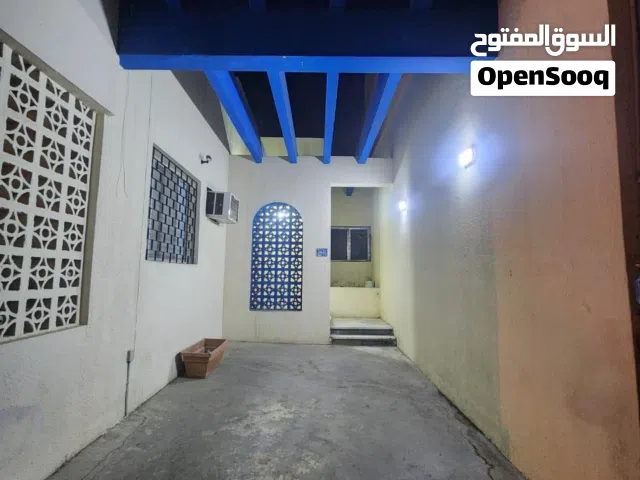 Master Room for rent in Qurum area