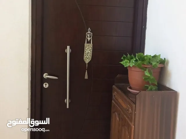 138 m2 3 Bedrooms Apartments for Sale in Amman University Street