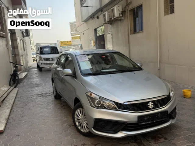 2023 سوزوكي سياز Standard